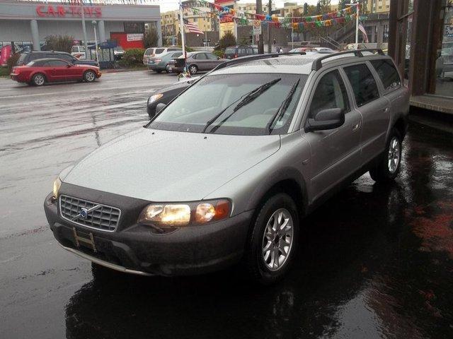 Volvo XC70 2004 photo 2