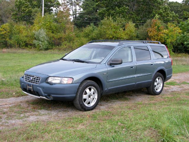 Volvo XC70 2004 photo 4