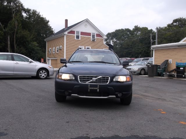 Volvo XC70 2004 photo 2