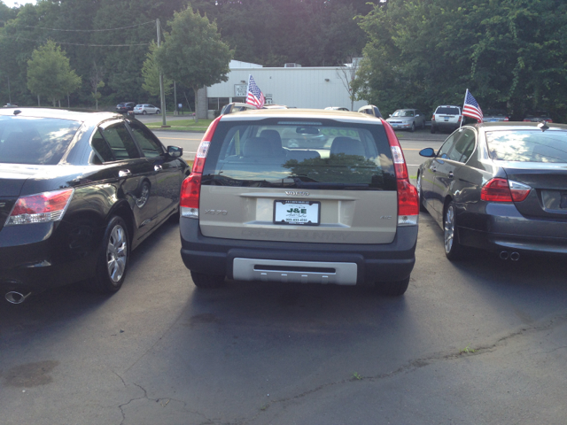 Volvo XC70 2005 photo 1