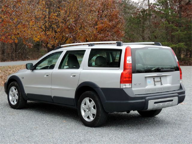 Volvo XC70 2005 photo 4