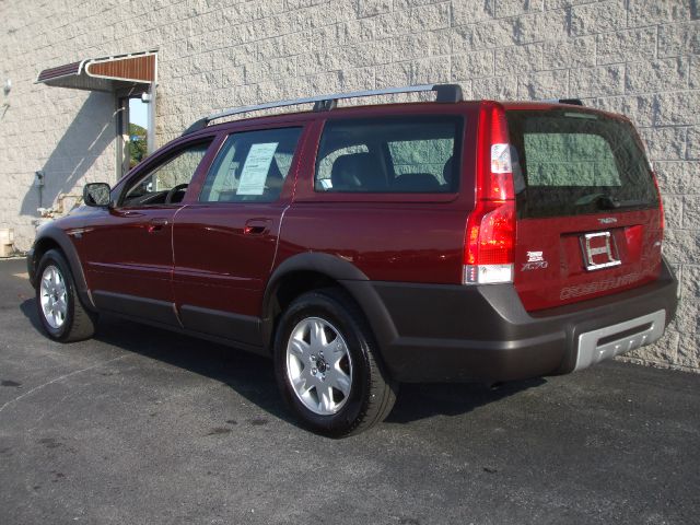 Volvo XC70 2005 photo 1
