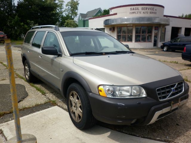 Volvo XC70 2005 photo 2