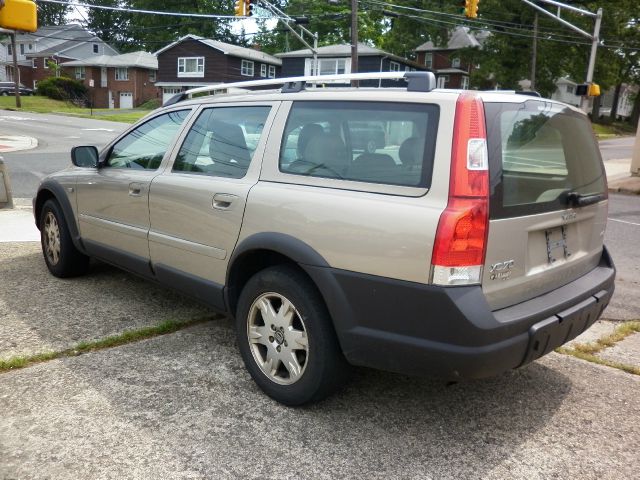 Volvo XC70 2005 photo 4