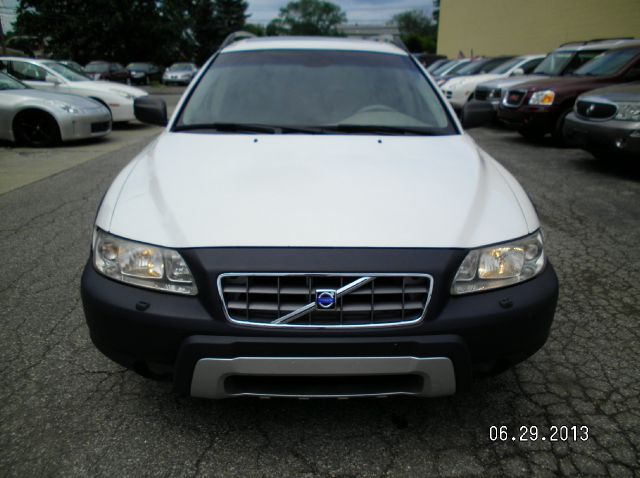 Volvo XC70 2005 photo 3