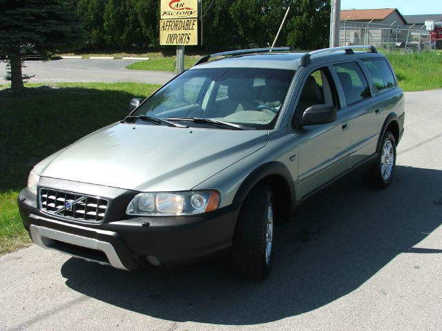 Volvo XC70 2006 photo 17
