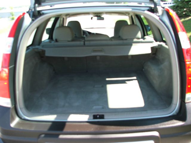 Volvo XC70 2006 photo 8