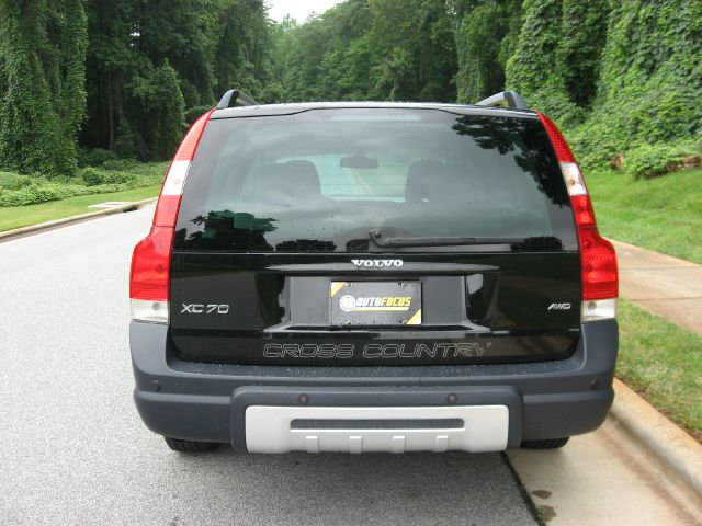 Volvo XC70 2006 photo 2