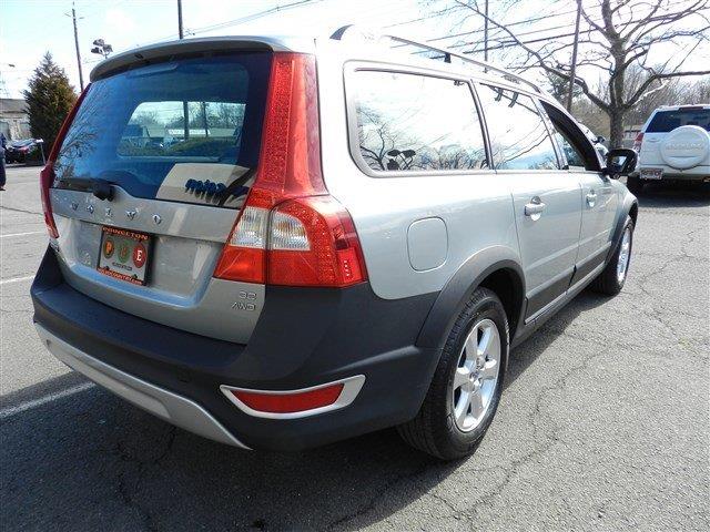 Volvo XC70 2008 photo 10