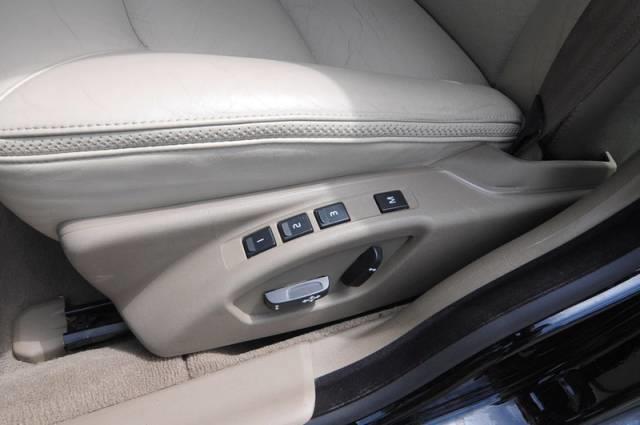 Volvo XC70 2008 photo 13