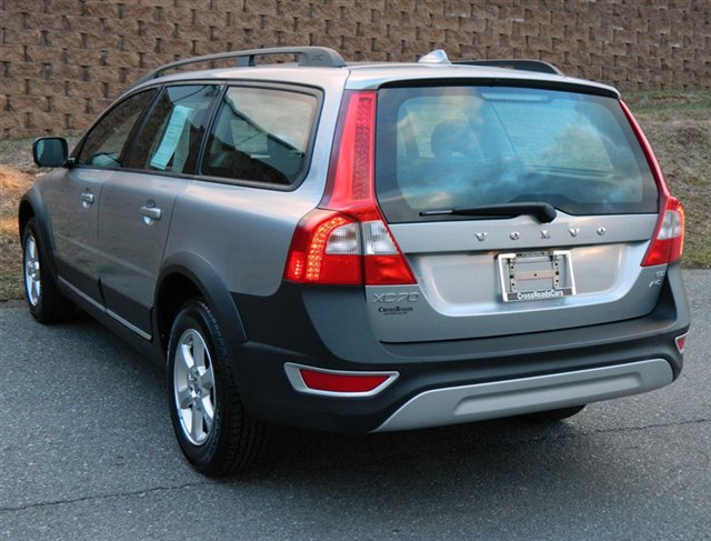 Volvo XC70 2009 photo 1