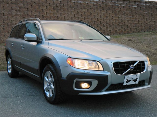 Volvo XC70 2009 photo 2