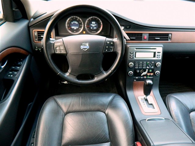 Volvo XC70 2009 photo 3