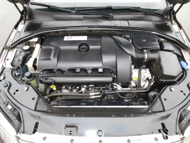 Volvo XC70 2009 photo 2