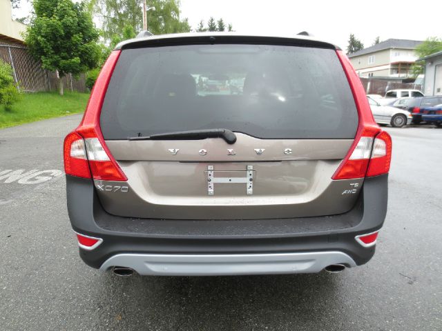 Volvo XC70 2009 photo 22