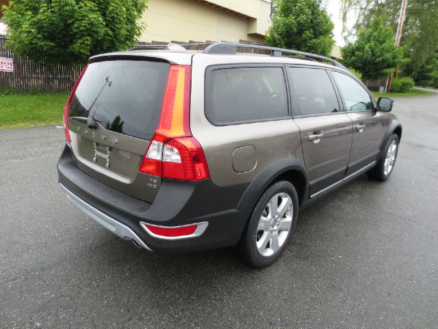 Volvo XC70 2009 photo 24