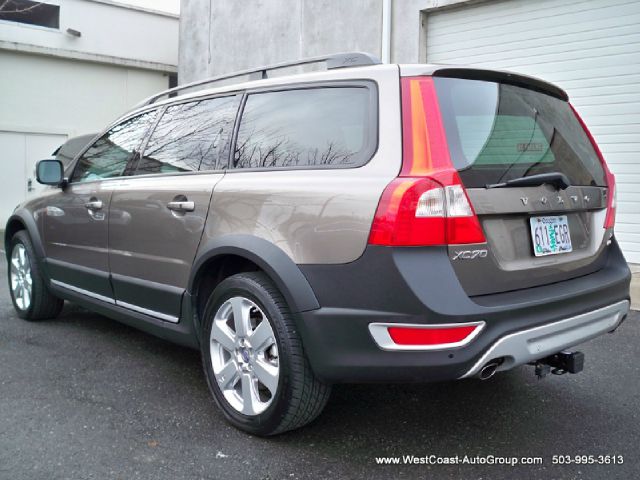 Volvo XC70 2009 photo 1