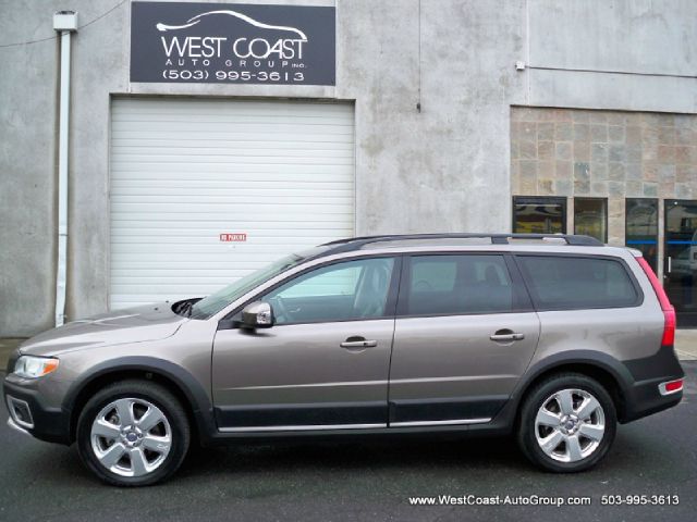 Volvo XC70 2009 photo 4