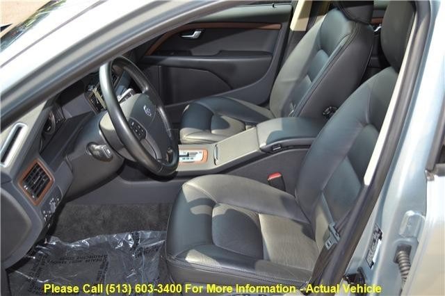 Volvo XC70 2009 photo 1