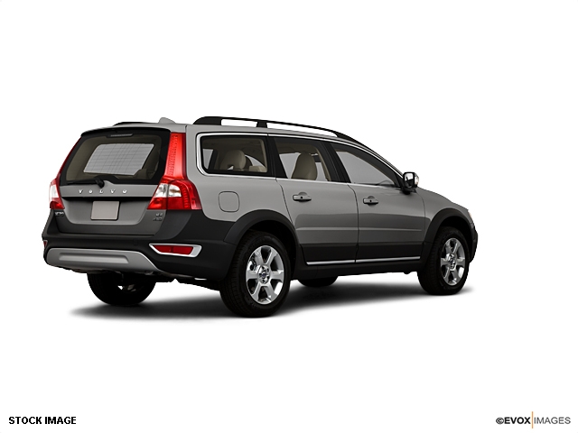 Volvo XC70 2010 photo 1