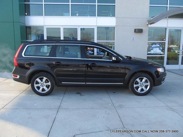 Volvo XC70 2010 photo 1