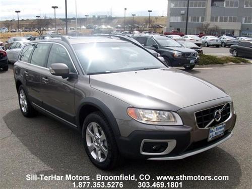 Volvo XC70 2011 photo 2