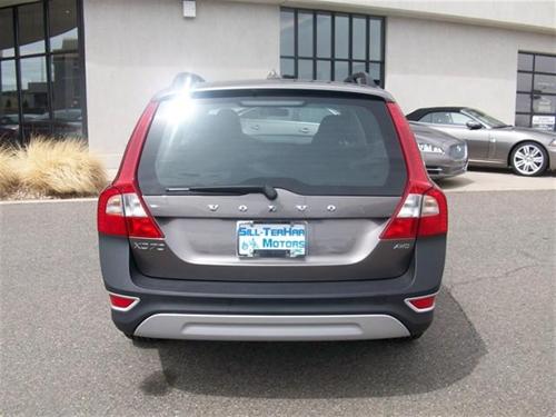 Volvo XC70 2011 photo 3