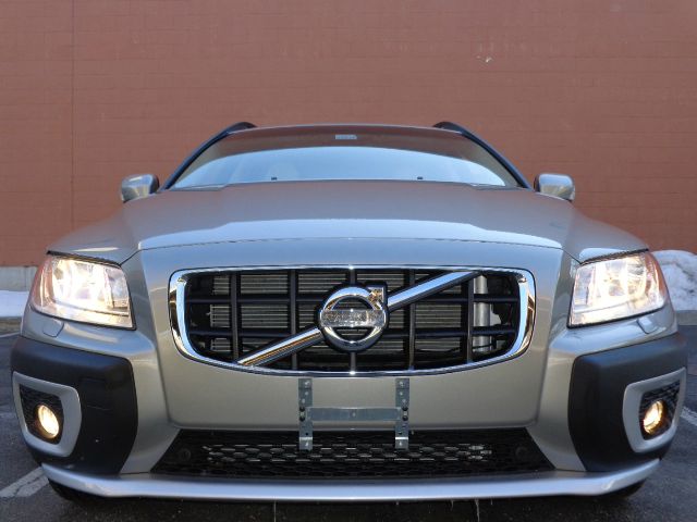 Volvo XC70 2011 photo 3