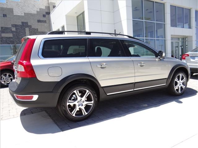 Volvo XC70 2013 photo 9