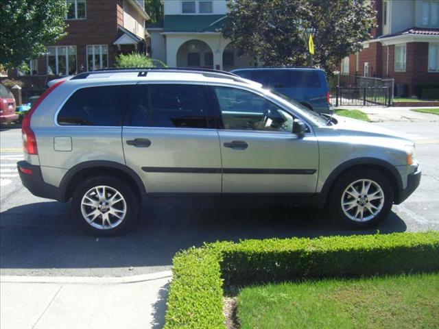 Volvo XC90 2003 photo 3