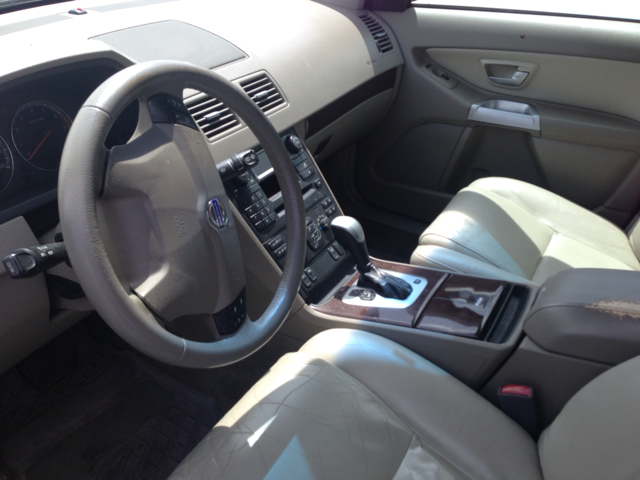 Volvo XC90 2003 photo 2