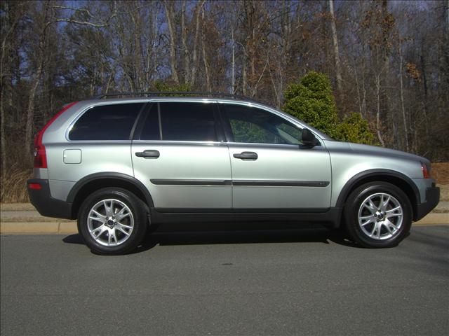 Volvo XC90 2004 photo 2