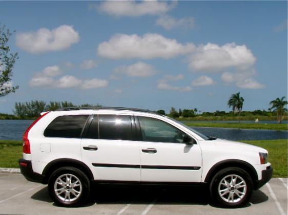 Volvo XC90 2004 photo 2