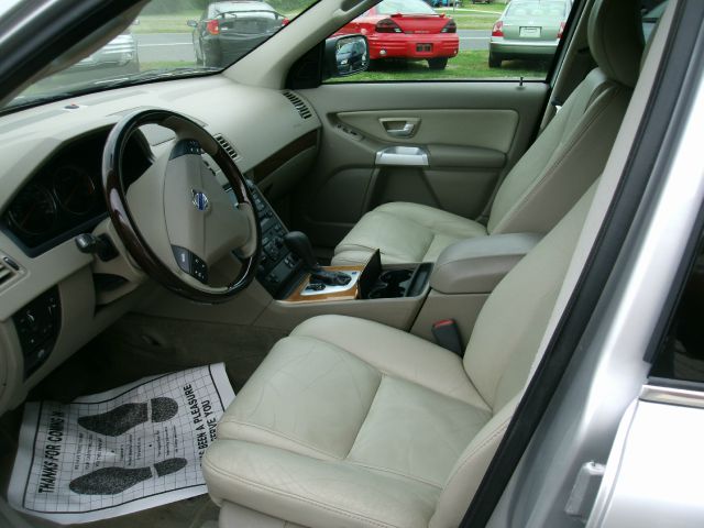 Volvo XC90 2004 photo 2