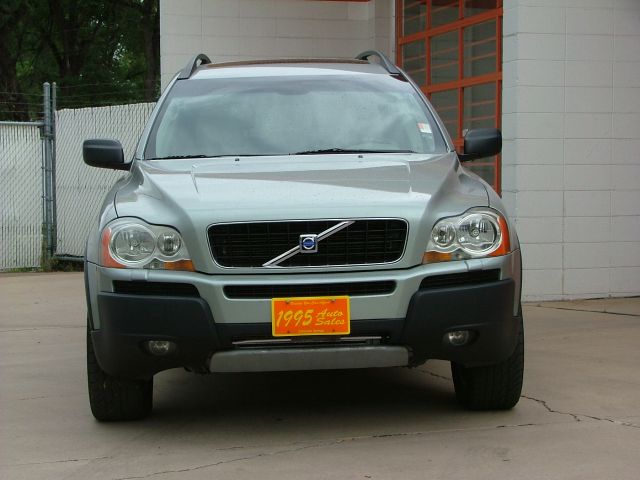 Volvo XC90 2004 photo 2