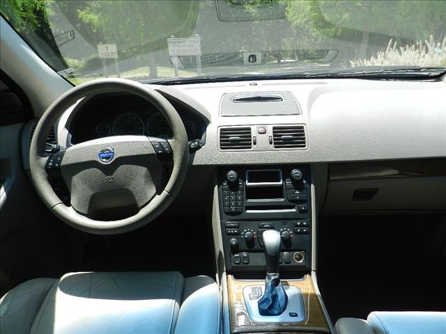 Volvo XC90 2004 photo 5