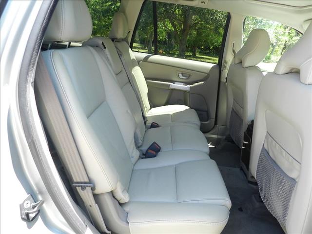 Volvo XC90 2004 photo 8