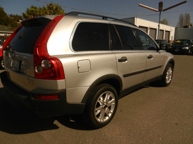 Volvo XC90 2004 photo 3