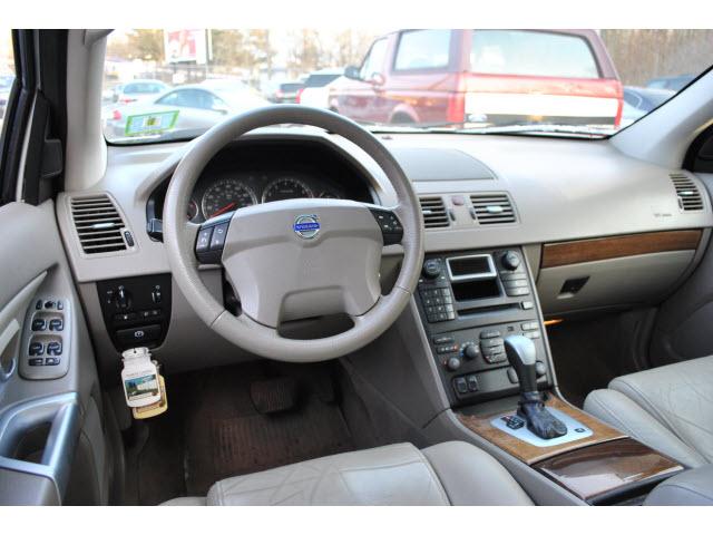 Volvo XC90 2004 photo 1