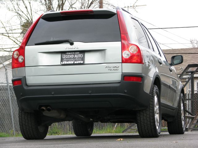 Volvo XC90 2004 photo 2
