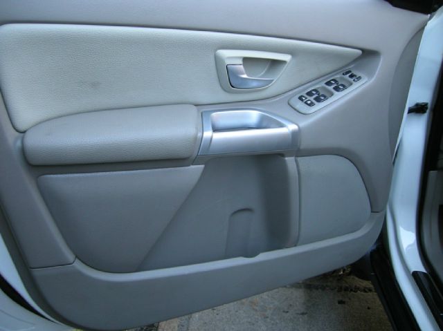 Volvo XC90 2005 photo 11