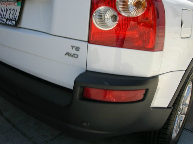 Volvo XC90 2005 photo 19