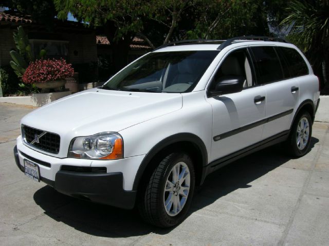 Volvo XC90 2005 photo 26