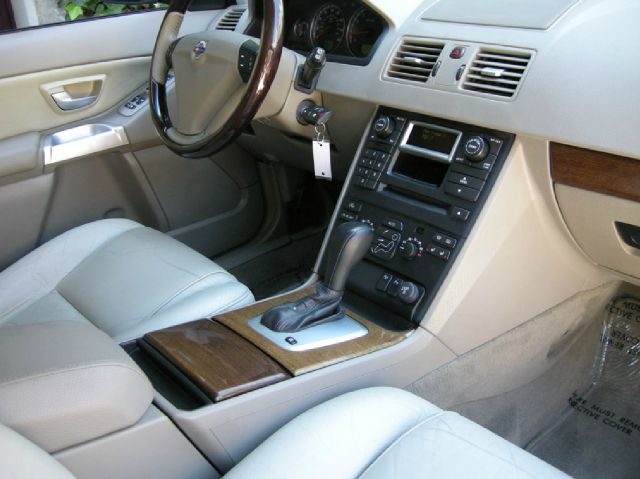 Volvo XC90 2005 photo 3