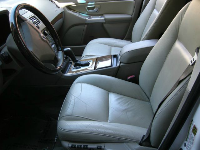 Volvo XC90 2005 photo 33