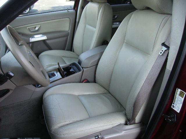 Volvo XC90 2005 photo 2