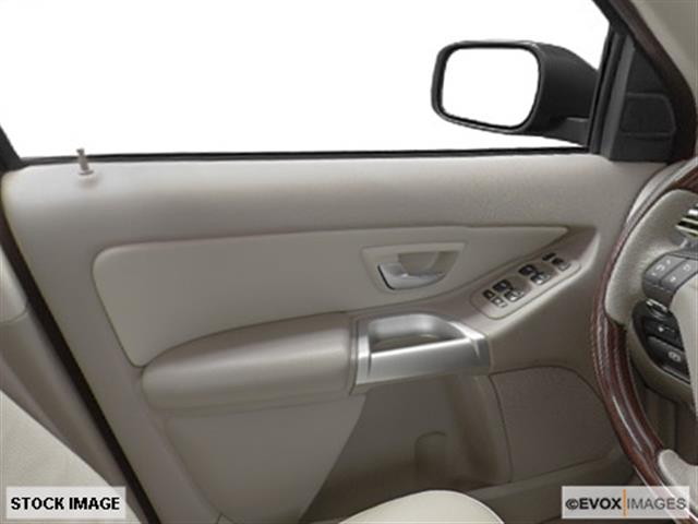 Volvo XC90 2005 photo 2