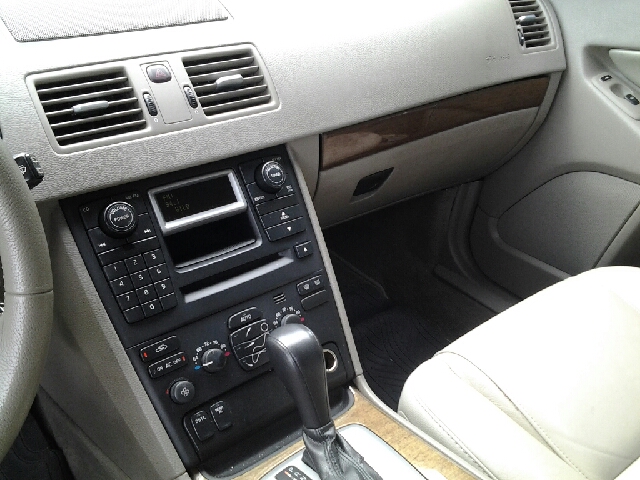 Volvo XC90 2006 photo 4