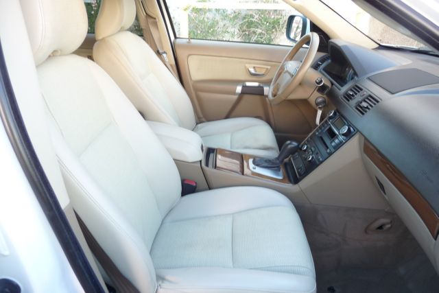Volvo XC90 2007 photo 10