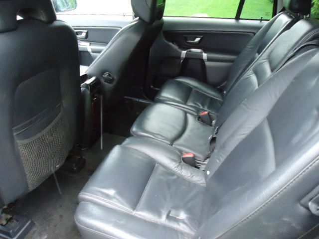 Volvo XC90 SLE Ext Cab 4x2 Diesel SUV